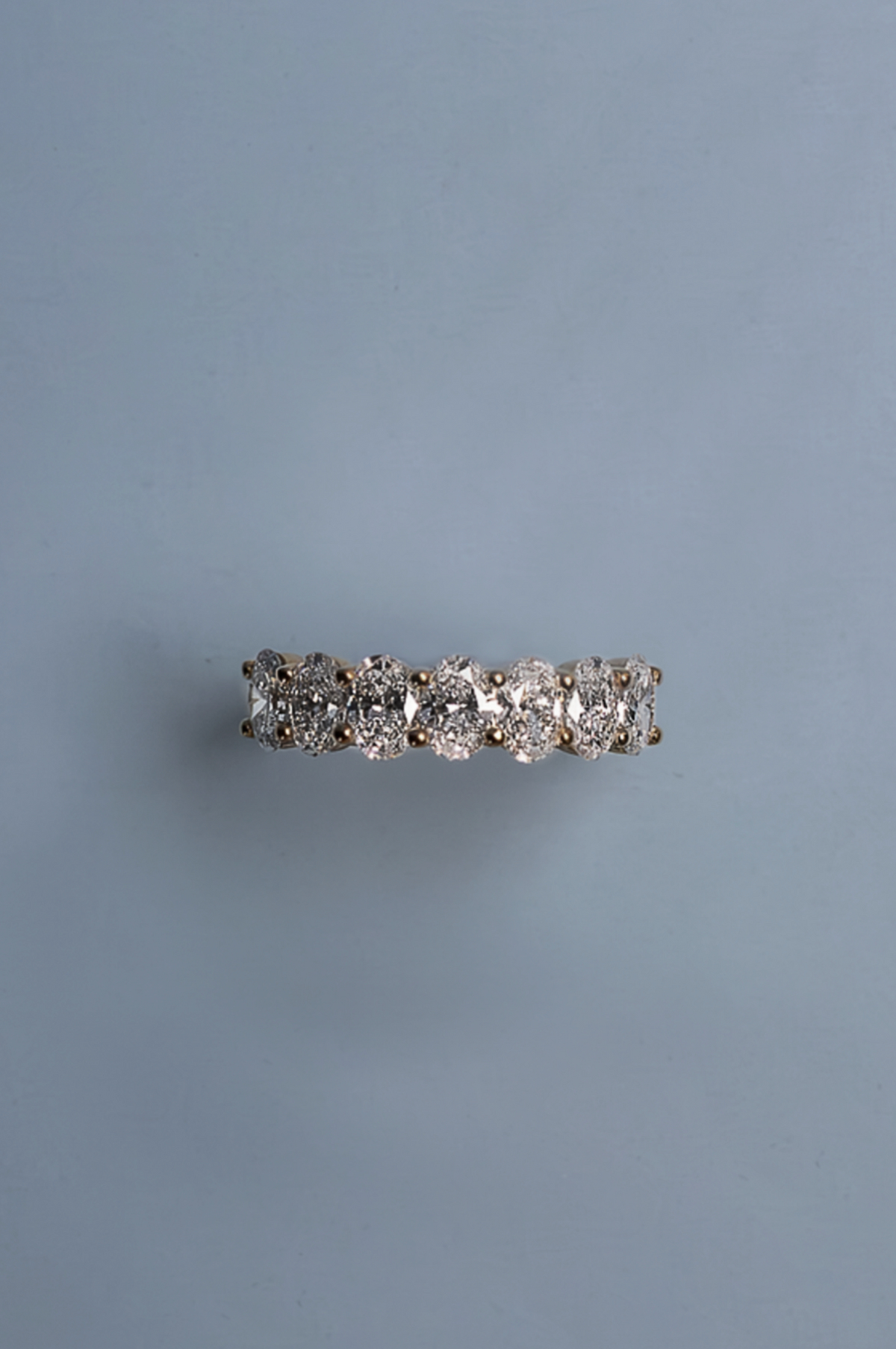 Oval Cut half-eternity Band (0.20ct each )