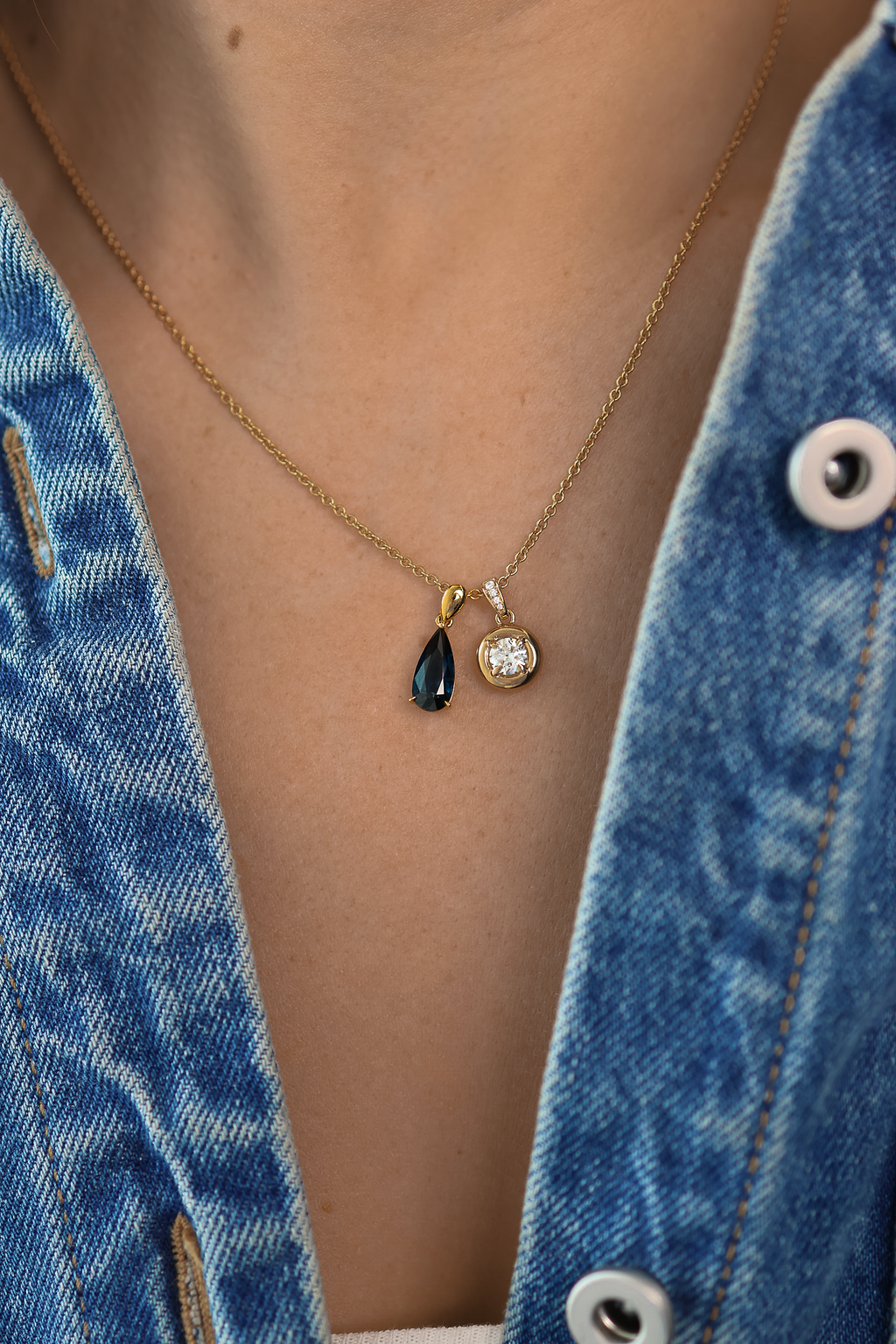 2.2ct Blue Sapphire Pendant