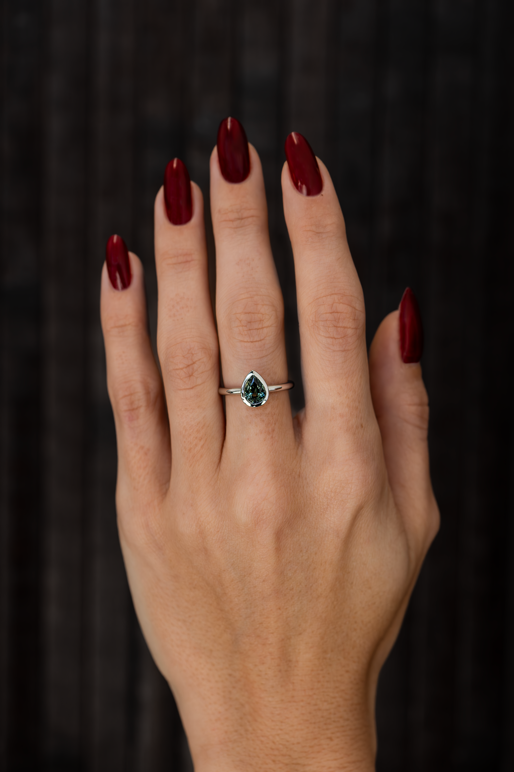 1.46CT Green Pear Sapphire Full Bezel Ring
