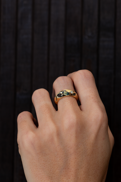 1ct Mixed Sapphire and Diamond Knife edge Ring