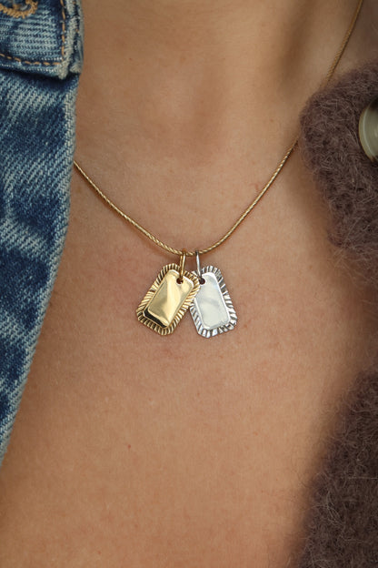 Fluted-edge Tag Charm