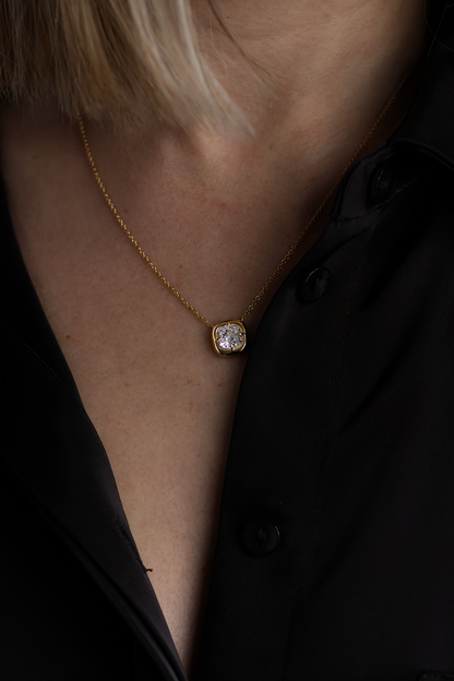 GIA 1.62ct Cushion cut Diamond Bubble Necklace