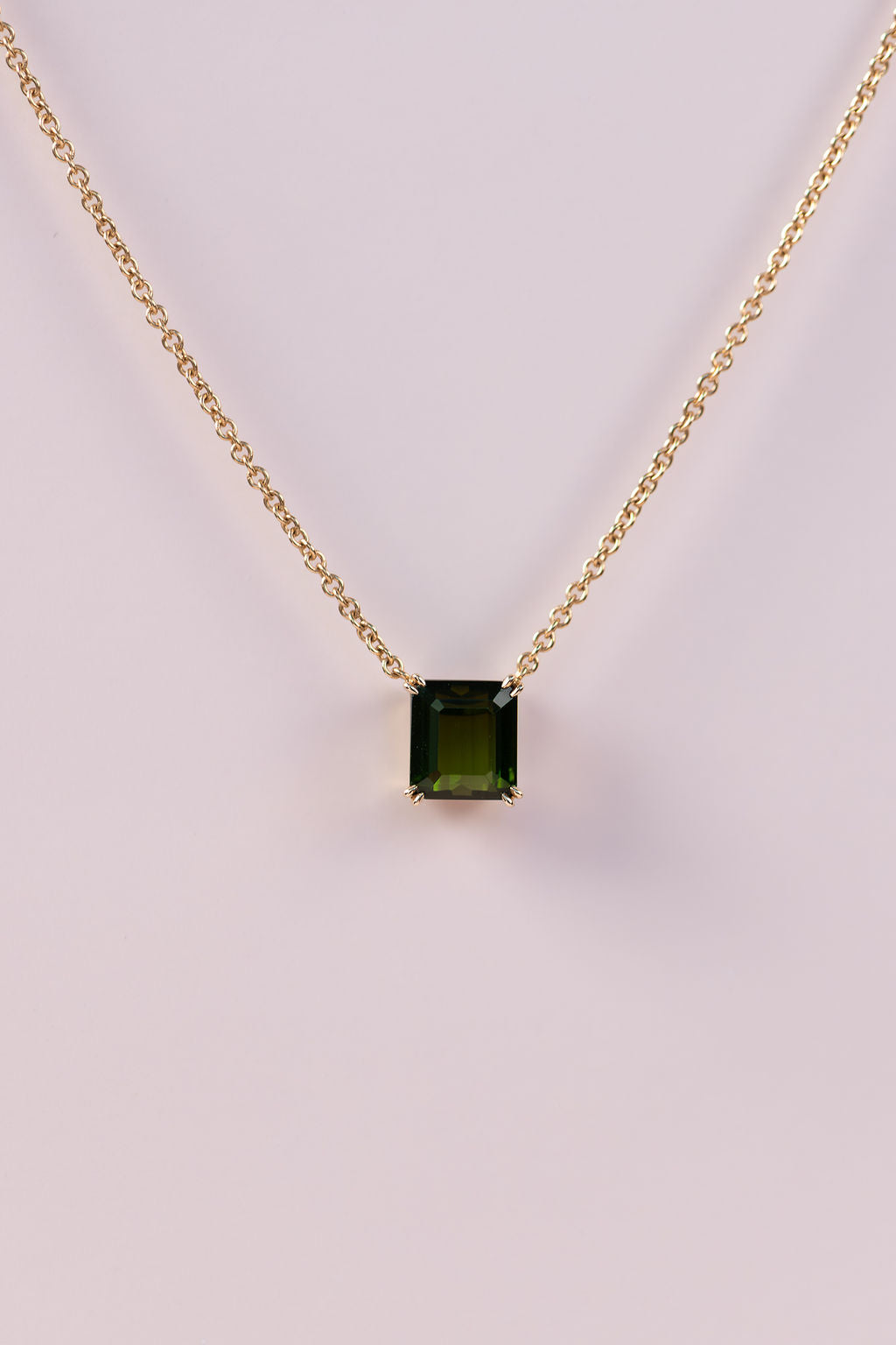 3.5ct Green Tourmaline Pendant Necklace
