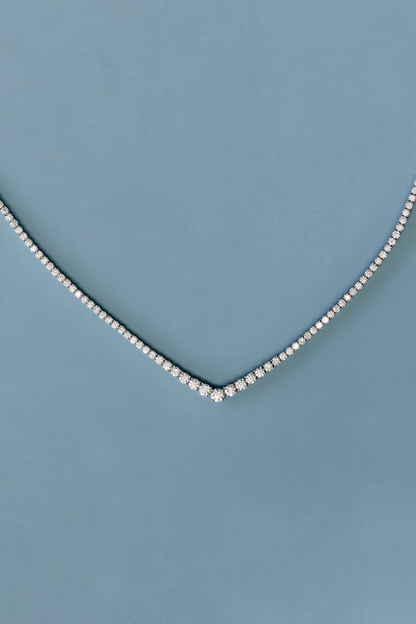Graduating Tennis Necklace 8ct
