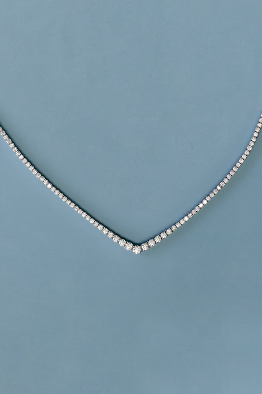 Graduating Tennis Necklace 8ct
