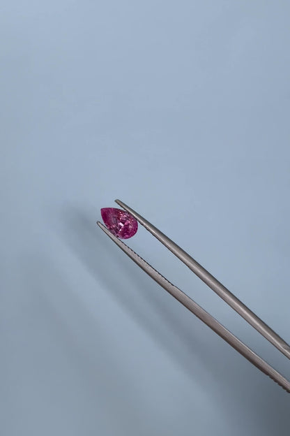 1.66ct Pink Pear cut Sapphire